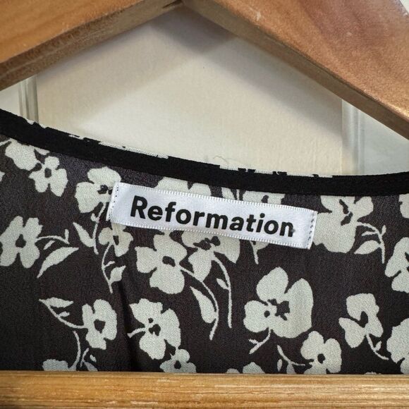 NWT Reformation Zoe Wrap Dress in Elaine Size XS - Picture 7 of 10